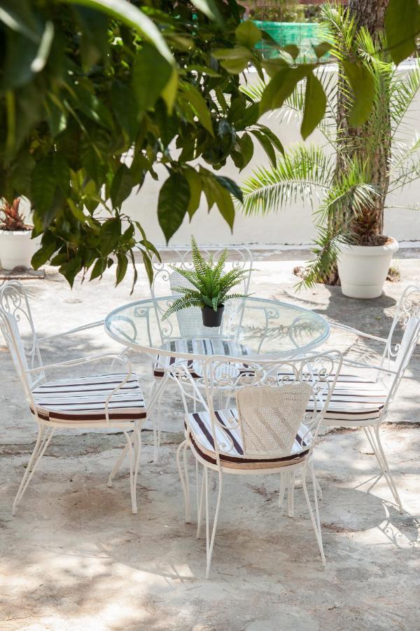 Sunny And Minimal Apt In Glyfada With 3 Bdrm Athen Exterior foto